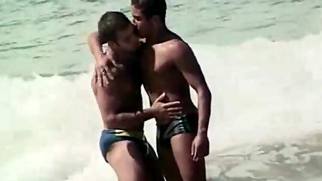 Latin hotties sucking dick on an empty beach